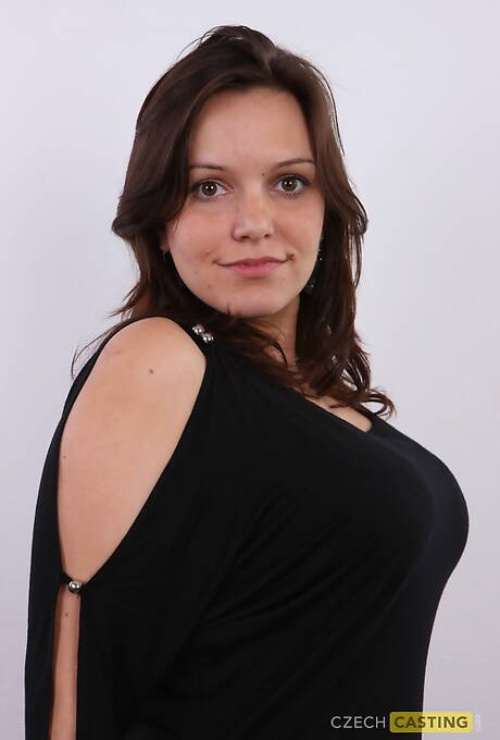 Czech Casting  are pleased to offer you xxx pictures featuring Sona has a beautiful shape